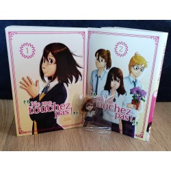 pack manga book and keychain don't touche me